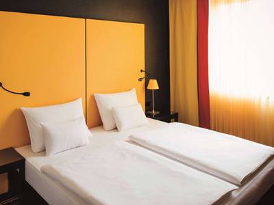 Vienna House Easy Pilsen