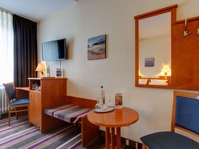 Best Western Ambassador Hotel