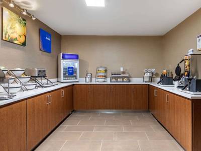 Comfort Inn University