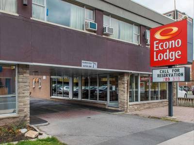 Econo Lodge Downtown Ottawa