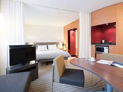 Novotel Suites Paris Montreuil Vincennes (Foto)