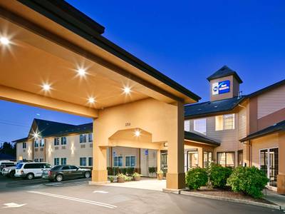 Best Western Dallas Inn & Suites