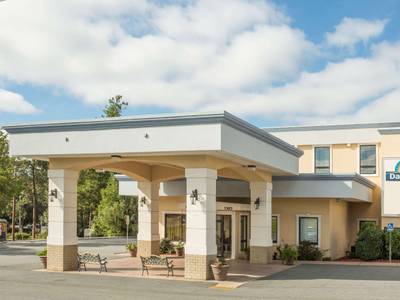 Days Inn-Valdosta-Conference Center