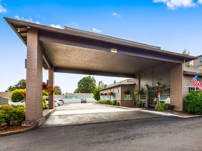 Best Western Oak Meadows Inn