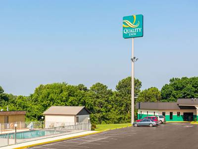 Quality Inn Hurricane Mills