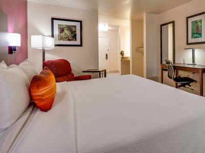 Best Western Pineywoods Inn