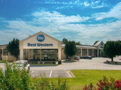 Best Western Windsor Suites