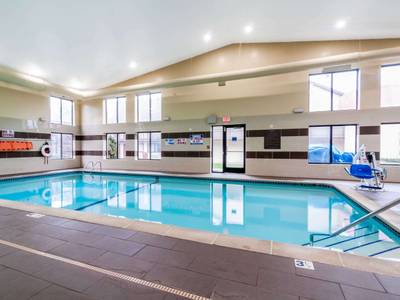 Comfort Inn & Suites University South