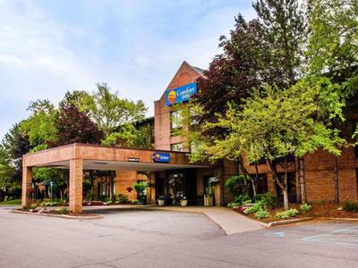 Comfort Inn Livonia