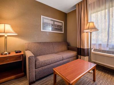 Comfort Inn New Castle