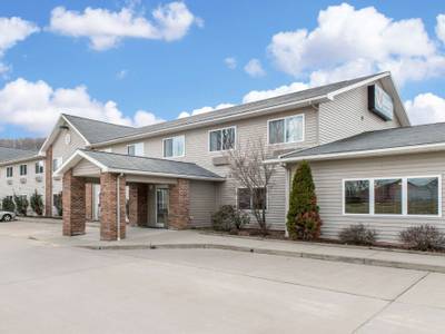 Quality Inn & Suites Titusville