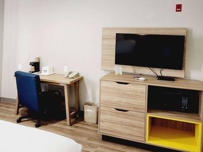 Days Inn & Suites Corpus Christi Central