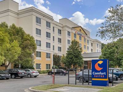 Comfort Suites