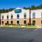 Red Roof Inn & Suites Hinesville