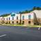 Red Roof Inn & Suites Hinesville