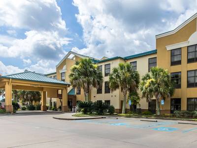 Quality Suites New Iberia