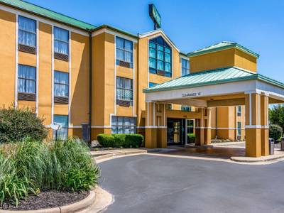 Quality Suites Maumelle