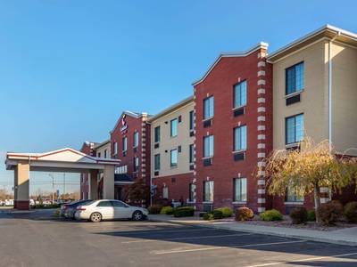 Comfort Suites South
