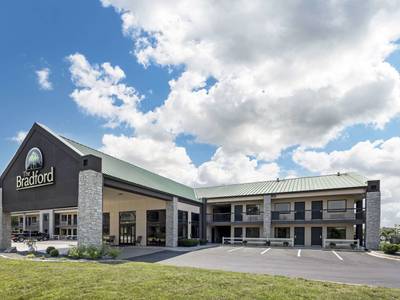 Arbor Suites Medical Mile