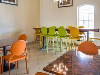 Comfort Suites Waldorf