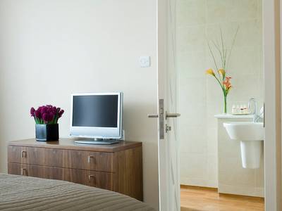 Dolphin House Serviced Appartement