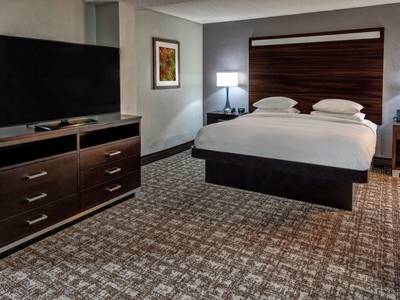 DoubleTree by Hilton Hotel Jackson