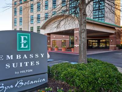 Embassy Suites Hot Springs & Spa