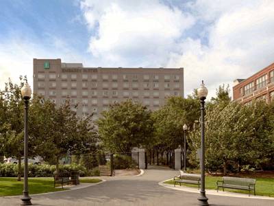 Embassy Suites Boston at Logan Airport
