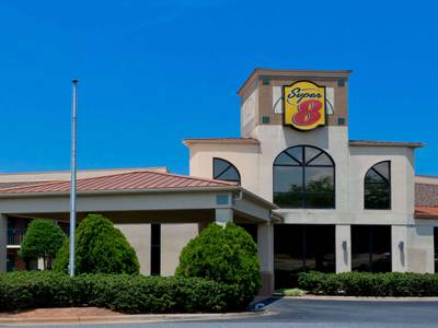 Super 8 Huntersville/Charlotte Area