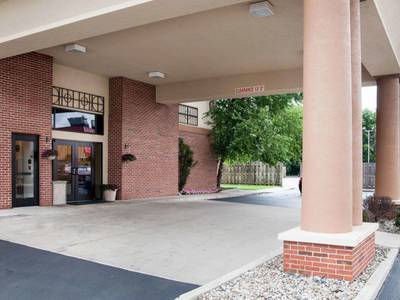 Holiday Inn Express Niles