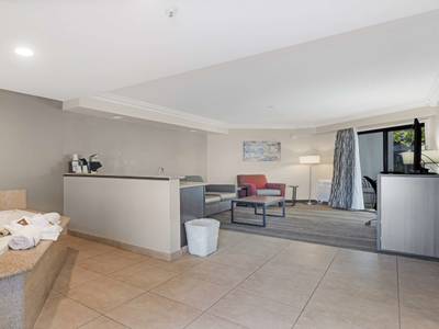 Best Western Plus Wine Country Inn & Suites