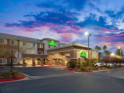 La Quinta Inn & Suites Las Vegas RedRock/Summerlin