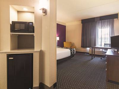 La Quinta Inn & Suites Oklahoma City Northwest Expressway