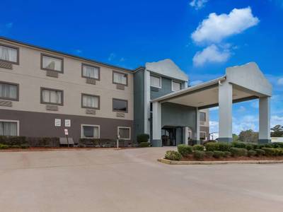 Quality Inn & Suites Jackson Int'l Airport