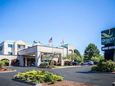 Quality Inn Grand Suites