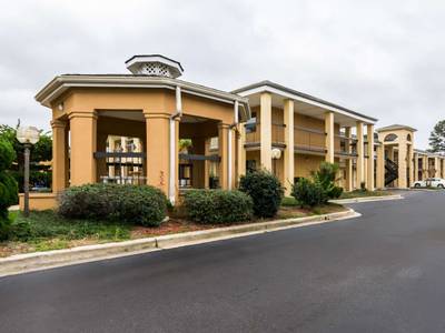 Suburban Extended Stay Hotel