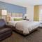 Candlewood Suites Chicago - Waukegan