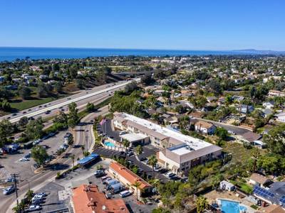 Holiday Inn Express Encinitas - Cardiff Beach Area