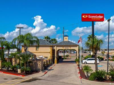 Econo Lodge & Suites
