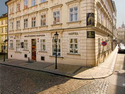 At the three Storks U Tri Capu