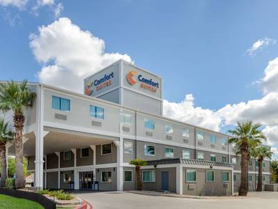 Comfort Suites Airport North