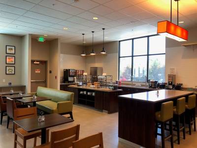 Country Inn & Suites by Radisson, San Jose International Airport, CA