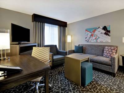 Homewood Suites by Hilton Edgewater