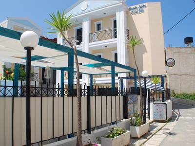 Renia Hotel Apartments