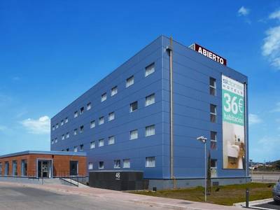 B&B Hotel Girona 2 (Foto)