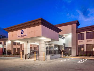 Comfort Inn & Suites Paramus