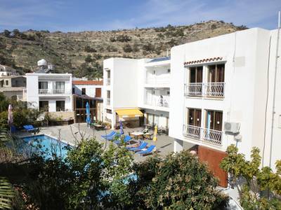 Antonis G Hotel Apartments