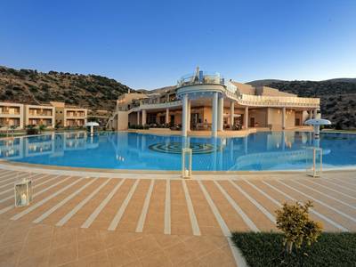 Royal Heights Resort