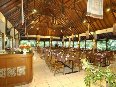 The Jayakarta Beach Resort, Residence & Spa