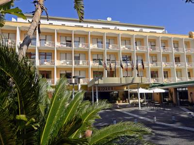 Grand Hotel Moon Valley